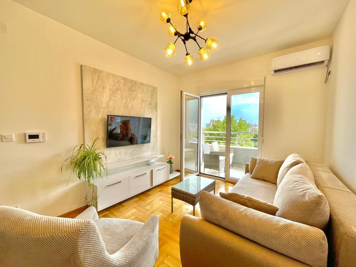 Azure Apartments Budva Buitenkant foto