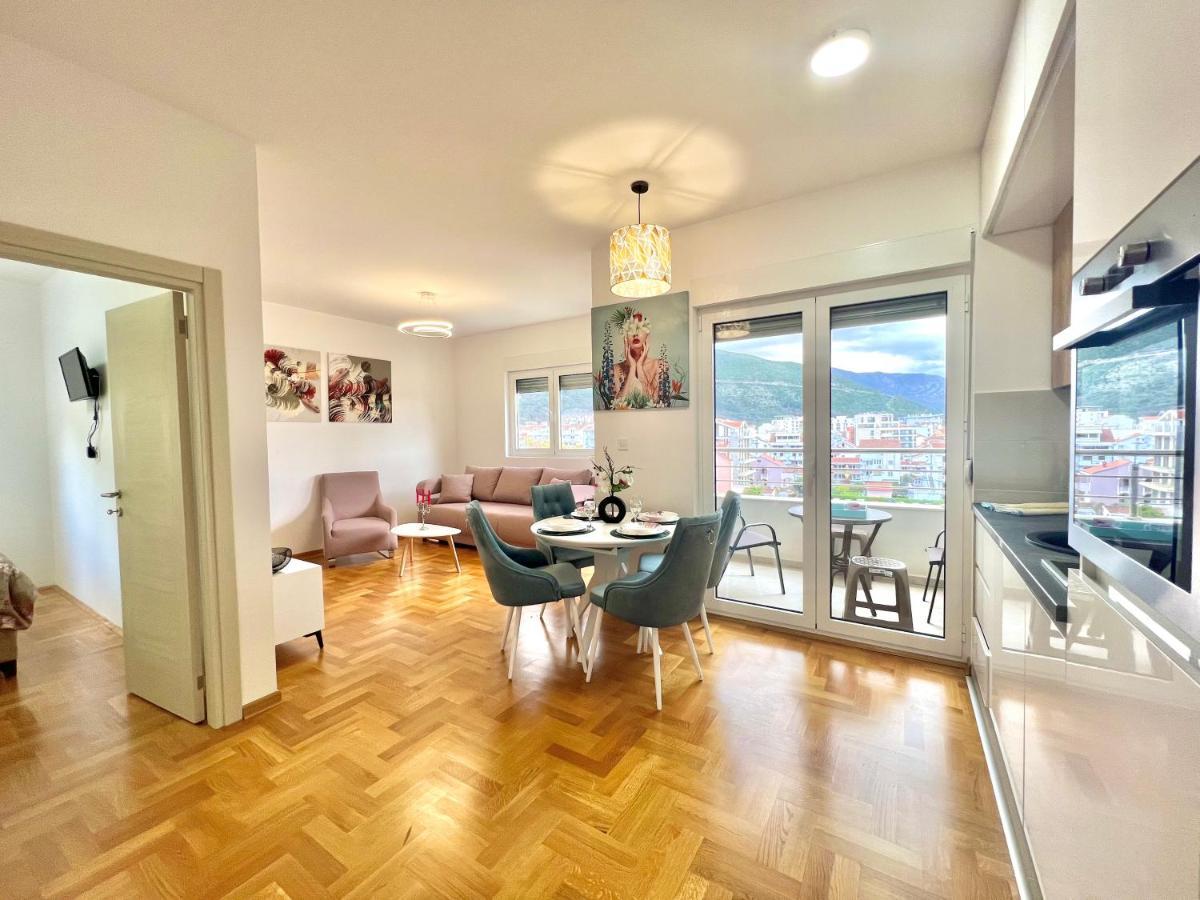 Azure Apartments Budva Buitenkant foto