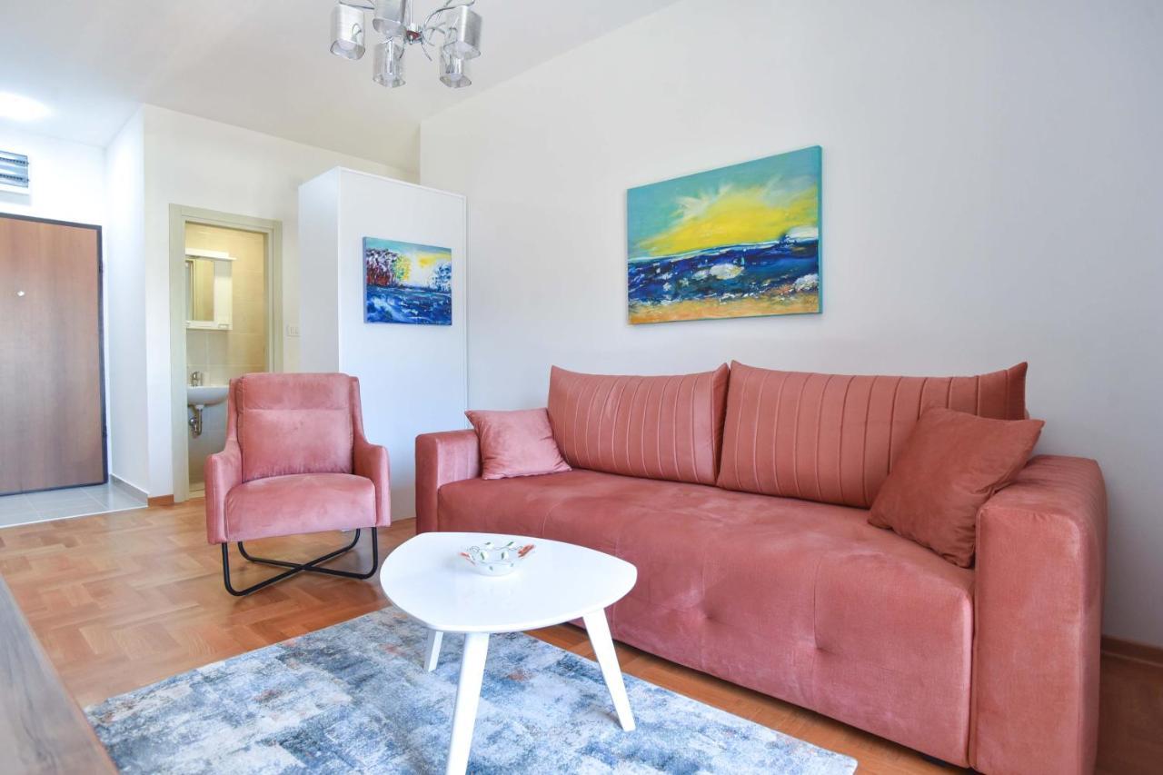 Azure Apartments Budva Buitenkant foto