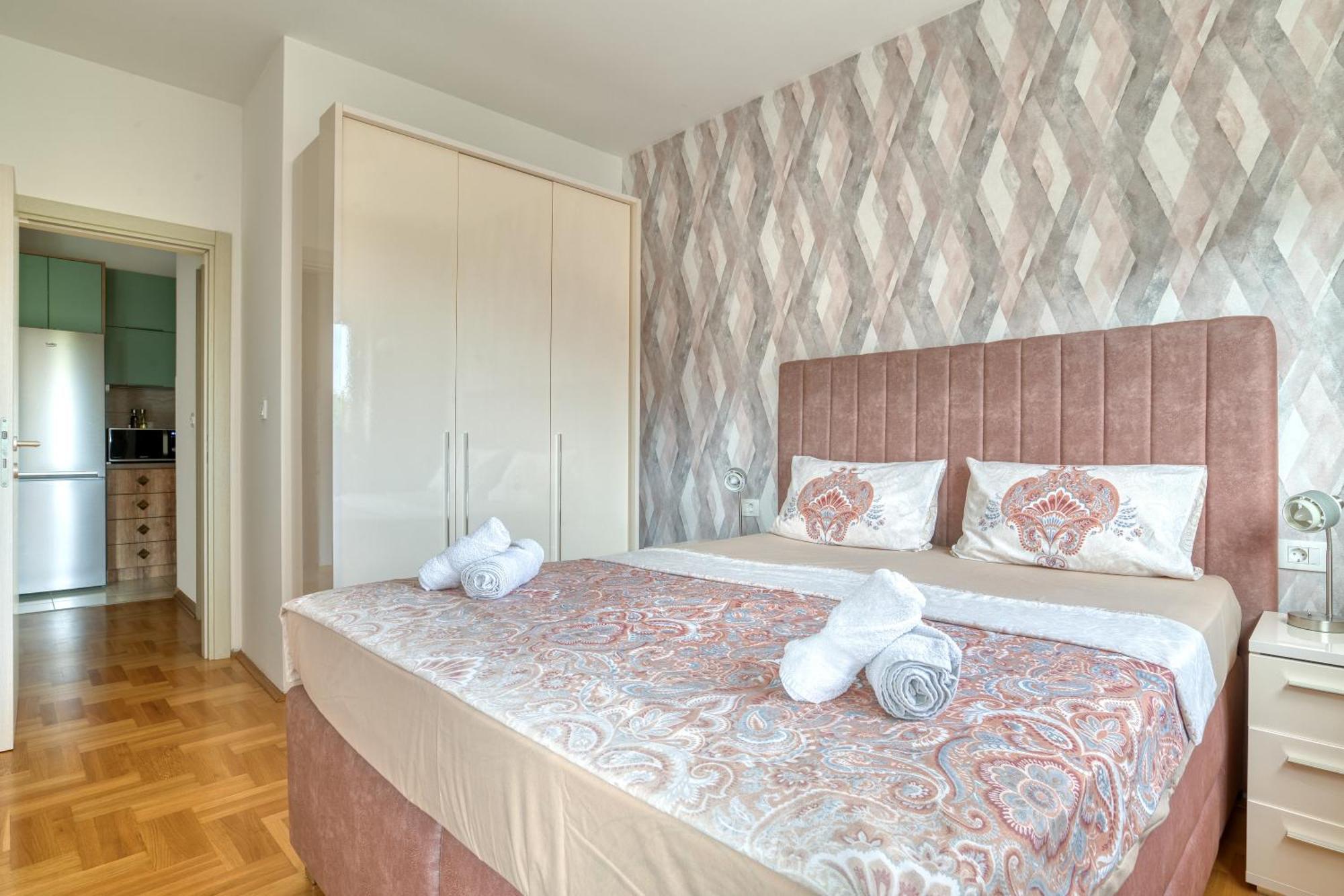 Azure Apartments Budva Buitenkant foto